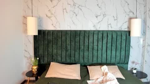 Snapshot of mrjustin_ chatting on 1, 12, 2025 mrjustin_ online show from 1, 12, 2025