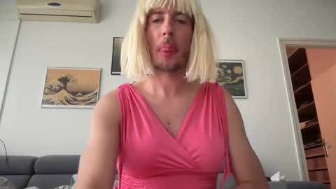 TaleOfLaura online show from 9, 12, 2024