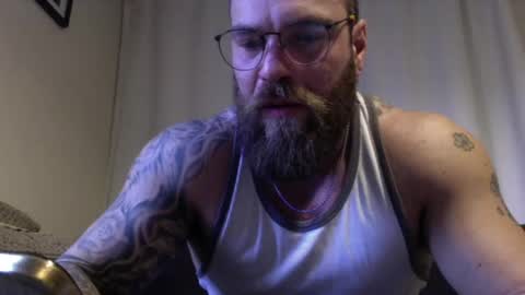 Snapshot of mrmsnow chatting on 1, 2, 2025 Mr Snow online show from 1, 2, 2025