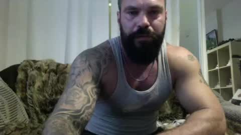 Snapshot of mrmsnow chatting on 18, 9, 2025 Mr Snow online show from 18, 9, 2025