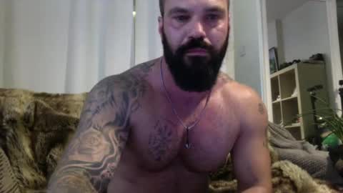 Snapshot of mrmsnow chatting on 22, 9, 2025 Mr Snow online show from 22, 9, 2025