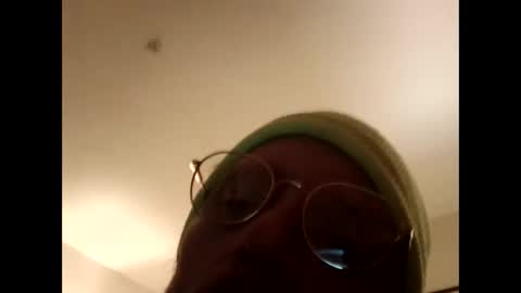 Snapshot of mrnmrsfucks4u2 chatting on 23, 2, 2025 Mrnmrsfucks4u2 online show from 23, 2, 2025
