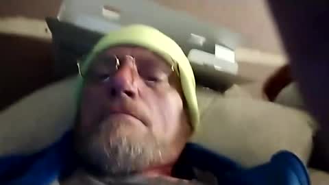 Snapshot of mrnmrsfucks4u2 chatting on 25, 2, 2025 Mrnmrsfucks4u2 online show from 25, 2, 2025