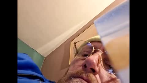 Snapshot of mrnmrsfucks4u2 chatting on 8, 3, 2025 Mrnmrsfucks4u2 online show from 8, 3, 2025