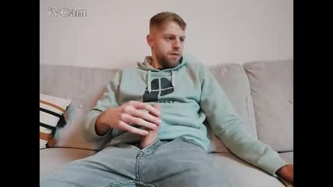 Snapshot of mrnobody6209 chatting on 6, 1, 2025 mrnobody6209 online show from 6, 1, 2025