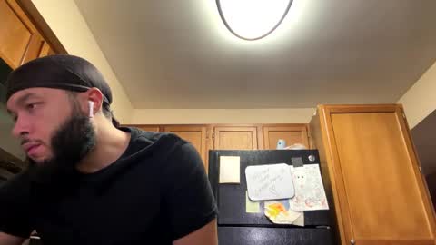 Snapshot of mrnuts24 chatting on 2, 12, 2024 mrnuts24 online show from 2, 12, 2024