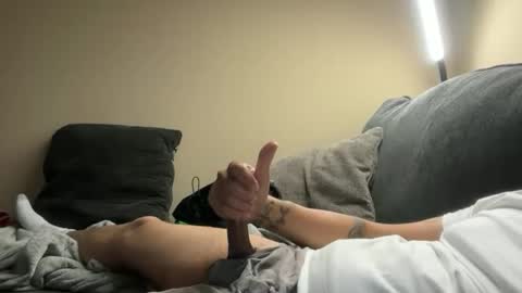 Snapshot of mrnuts24 chatting on 2, 11, 2025 mrnuts24 online show from 2, 11, 2025