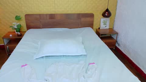 Snapshot of mrs_buttocks chatting on 31, 12, 2024 mrs_buttocks online show from 31, 12, 2024