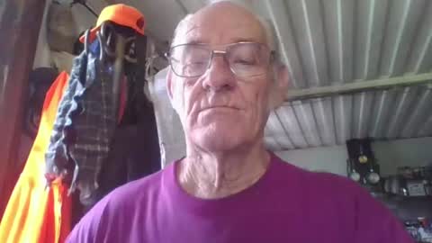 Snapshot of mrsubman chatting on 19, 7, 2026 Chuck online show from 19, 7, 2026