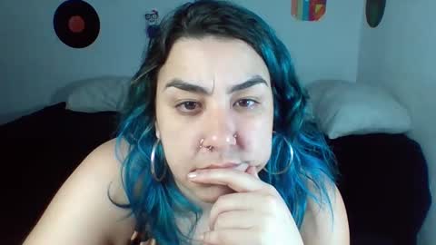 Snapshot of mrvenusx chatting on 15, 4, 2026 Mrs Venus online show from 15, 4, 2026