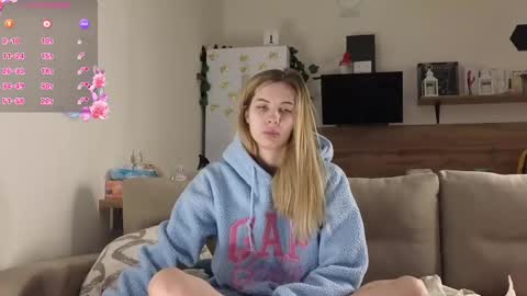 Snapshot of ms_foryou chatting on 19, 2, 2025 Ms ForYOU online show from 19, 2, 2025