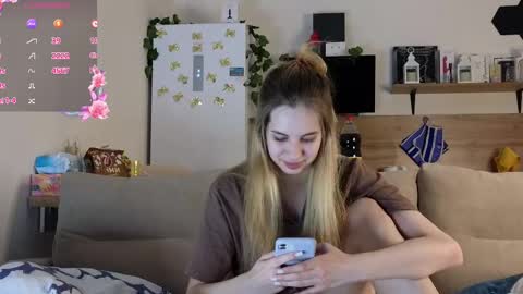 Snapshot of ms_foryou chatting on 26, 2, 2025 Ms ForYOU online show from 26, 2, 2025