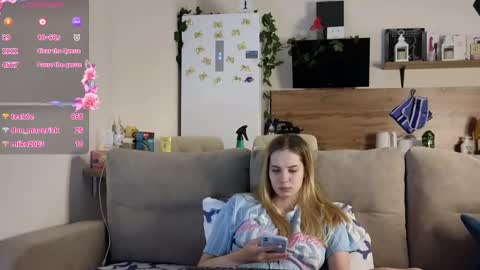 Snapshot of ms_foryou chatting on 2, 3, 2025 Ms ForYOU online show from 2, 3, 2025