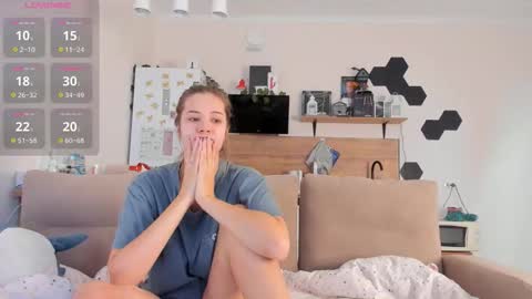 Snapshot of ms_foryou chatting on 19, 9, 2025 Ms ForYOU online show from 19, 9, 2025