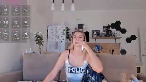 Snapshot of ms_foryou chatting on 12, 10, 2025 Ms ForYOU online show from 12, 10, 2025