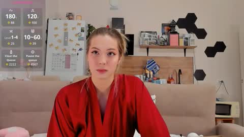 Snapshot of ms_foryou chatting on 5, 11, 2025 Ms ForYOU online show from 5, 11, 2025