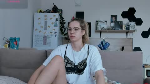 Snapshot of ms_foryou chatting on 28, 5, 2026 Ms ForYOU online show from 28, 5, 2026