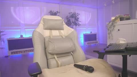 Snapshot of ms_lawless chatting on 7, 3, 2025 Samantha online show from 7, 3, 2025