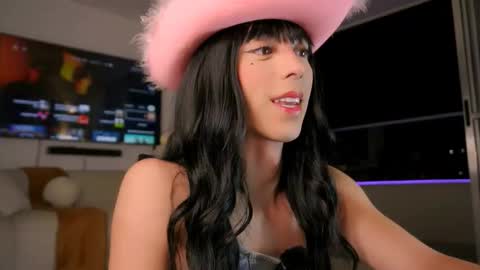 Snapshot of ms_lawless chatting on 23, 11, 2025 Samantha online show from 23, 11, 2025