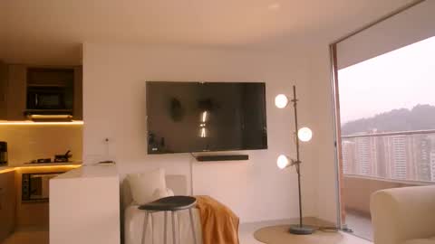 Snapshot of ms_lawless chatting on 12, 1, 2026 Samantha online show from 12, 1, 2026