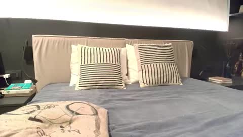 Snapshot of ms_mel chatting on 8, 10, 2025 Melanie online show from 8, 10, 2025