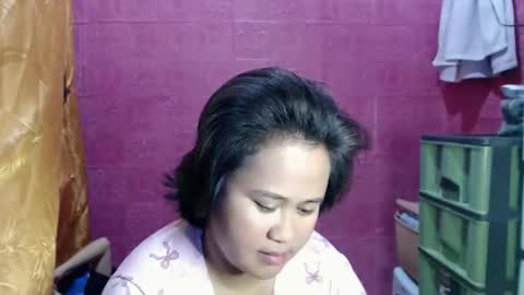 Nathalie online show from 12, 4, 2026