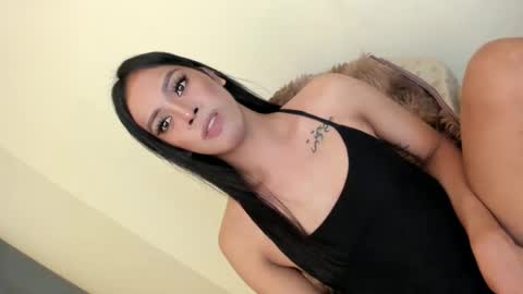 selena online show from 7, 1, 2025