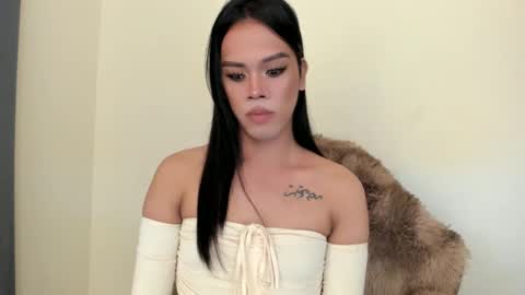 selena online show from 15, 1, 2025