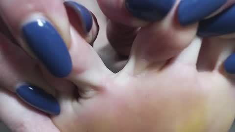 Liza  online show from 28, 11, 2025