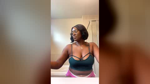 Snapshot of msloyalty chatting on 1, 4, 2026 Ms. LOYALTY online show from 1, 4, 2026