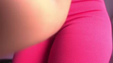Manuela  online show from 13, 5, 2026