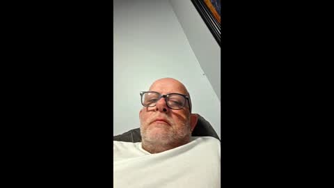 Snapshot of mtccouier chatting on 28, 3, 2026 mtccouier online show from 28, 3, 2026