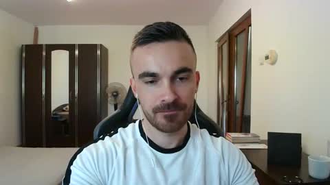 Victor online show from 15, 12, 2025