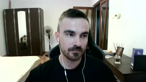 Snapshot of mu5clemania chatting on 26, 6, 2026 Victor online show from 26, 6, 2026