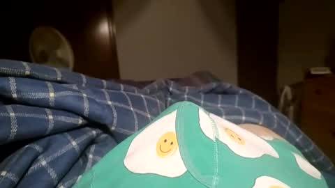 Snapshot of mugglesmuggler chatting on 14, 12, 2024 mugglesmuggler online show from 14, 12, 2024