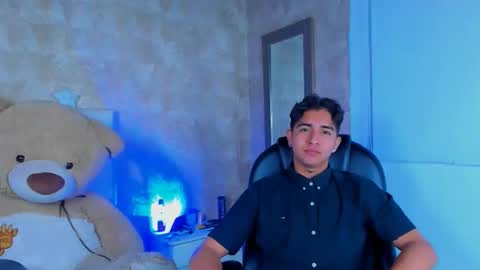 muichiro tokito1 online show from 4, 1, 2025