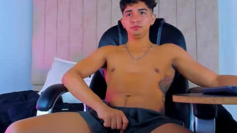 muichiro tokito1 online show from 28, 2, 2025