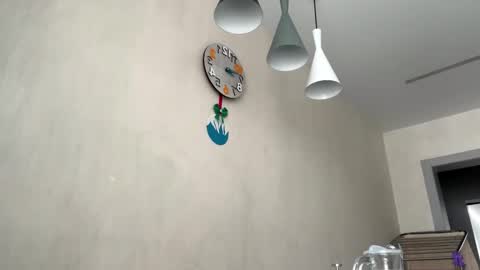 Mia online show from 3, 2, 2026