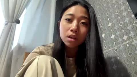 Mia online show from 8, 3, 2026