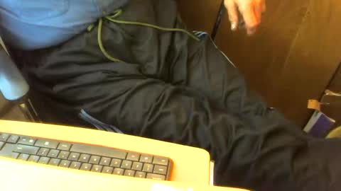 Snapshot of muller520 chatting on 15, 5, 2026 muller520 online show from 15, 5, 2026