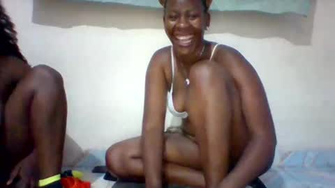 Snapshot of mumy_vivi chatting on 10, 9, 2025 mumy_vivi online show from 10, 9, 2025