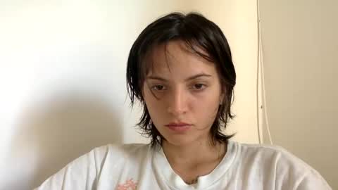   online show from 10, 1, 2025