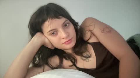 Snapshot of munchi_ chatting on 5, 11, 2025 online show from 5, 11, 2025