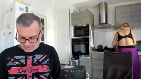 LOVELY JULIA  Peter DAY online show from 17, 2, 2026