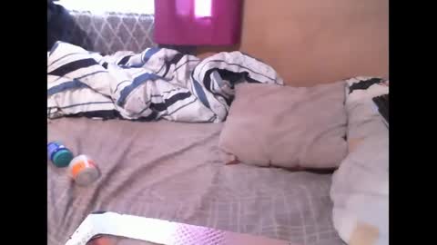 Snapshot of munniegalz1 chatting on 26, 1, 2025 your angel online show from 26, 1, 2025