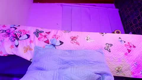 Snapshot of muriel_belovv chatting on 18, 2, 2025 Tell me Sofi online show from 18, 2, 2025