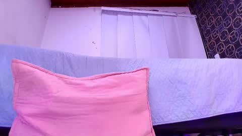 Snapshot of muriel_belovv chatting on 5, 3, 2025 Tell me Sofi online show from 5, 3, 2025