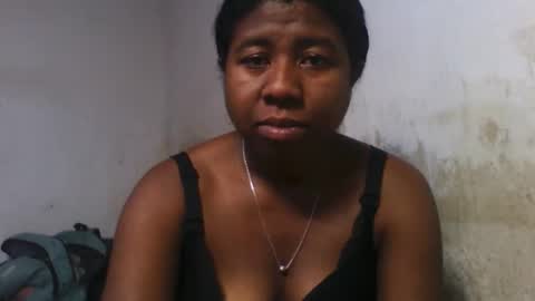murielleee online show from 15, 5, 2026
