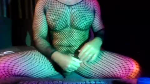 muscbttmbitch online show from 17, 6, 2026