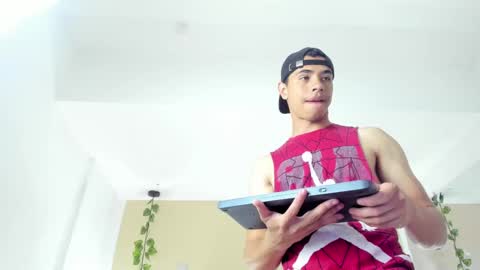 muscle scott online show from 26, 9, 2025